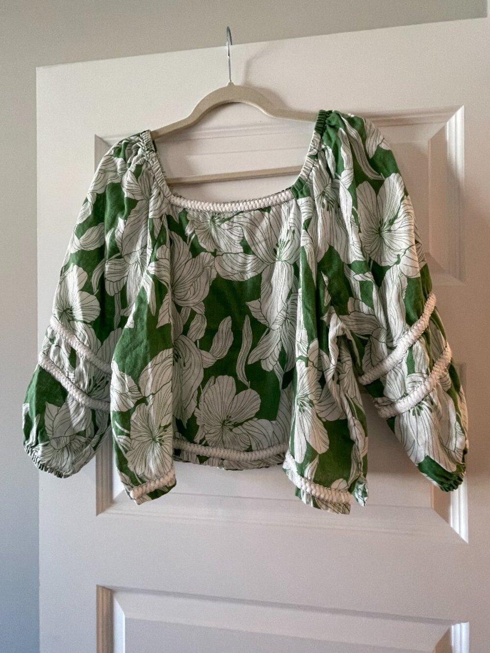 Tahari 100% European Linen Green Floral Crochet Trim Crop Blouse Medium